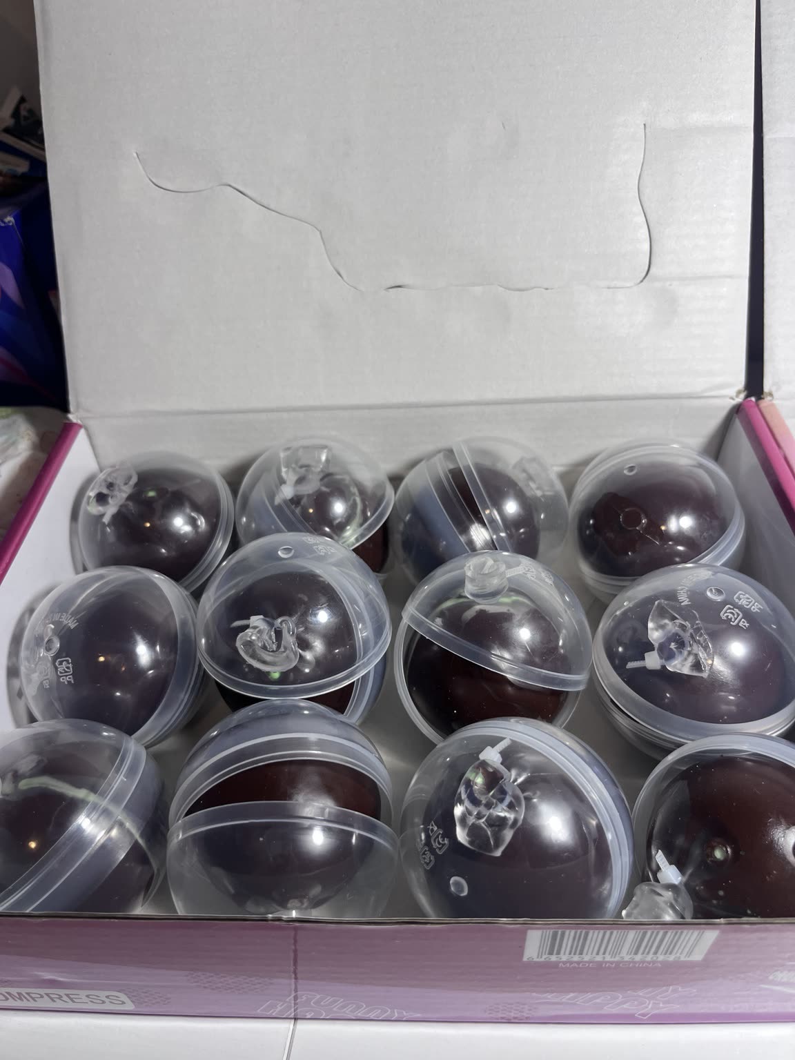 Crunchy Shell Ball Squishies — product image 2